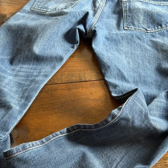 Ralph Lauren Men's Distressed Denim Jeans - Picture 7 of 10